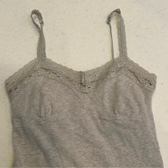 American Eagle Lace Cami - Picture 2 of 15
